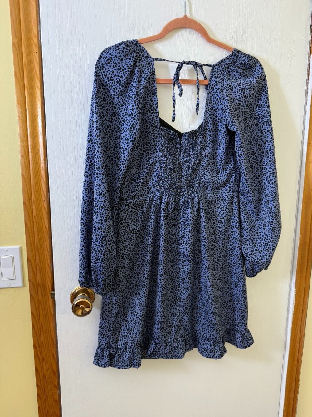 💖 2/40 Dynamite Blue Leopard Print Tie Back Mini Dress Size M - Picture 3 of 4